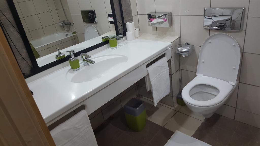 Hotel El Farouk Bamako Zewnętrze zdjęcie